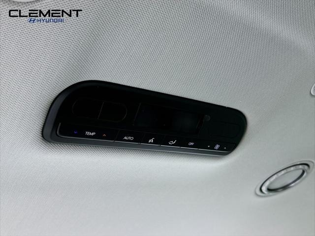 Hyundai Palisade Hybrid Vehicle Full-screen Gallery Image 28