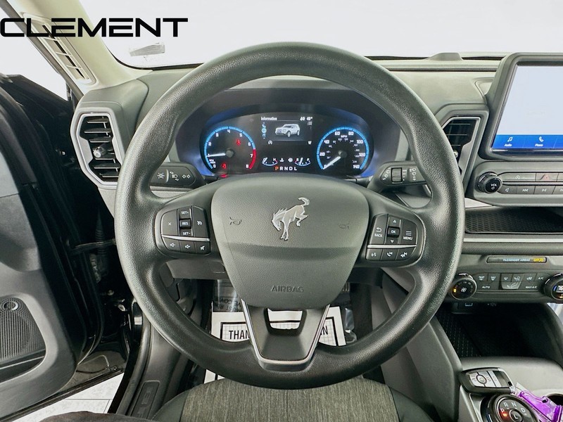 Ford Bronco Sport Vehicle Full-screen Gallery Image 14