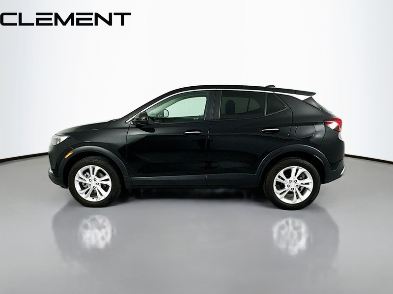 Buick Encore GX Vehicle Full-screen Gallery Image 6