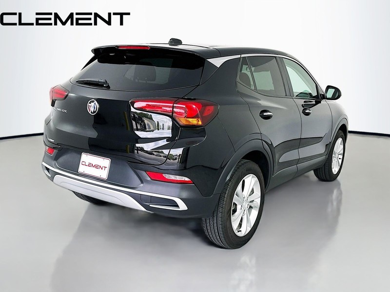 Buick Encore GX Vehicle Full-screen Gallery Image 7