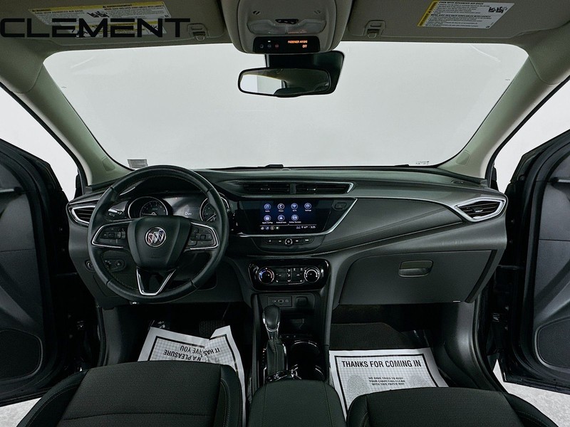 Buick Encore GX Vehicle Full-screen Gallery Image 12