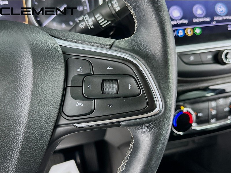 Buick Encore GX Vehicle Full-screen Gallery Image 17