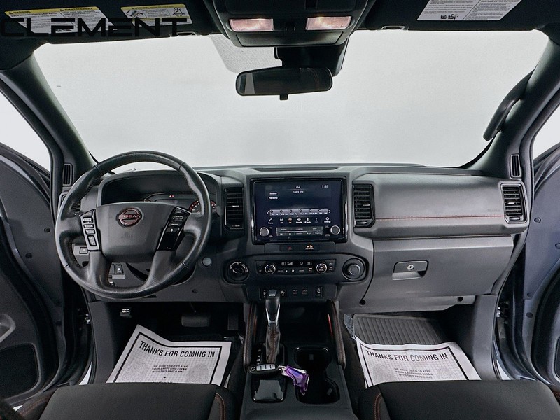 Nissan Frontier Vehicle Image 12
