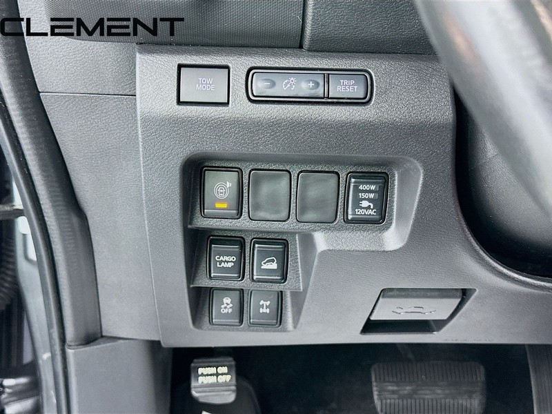 Nissan Frontier Vehicle Image 13