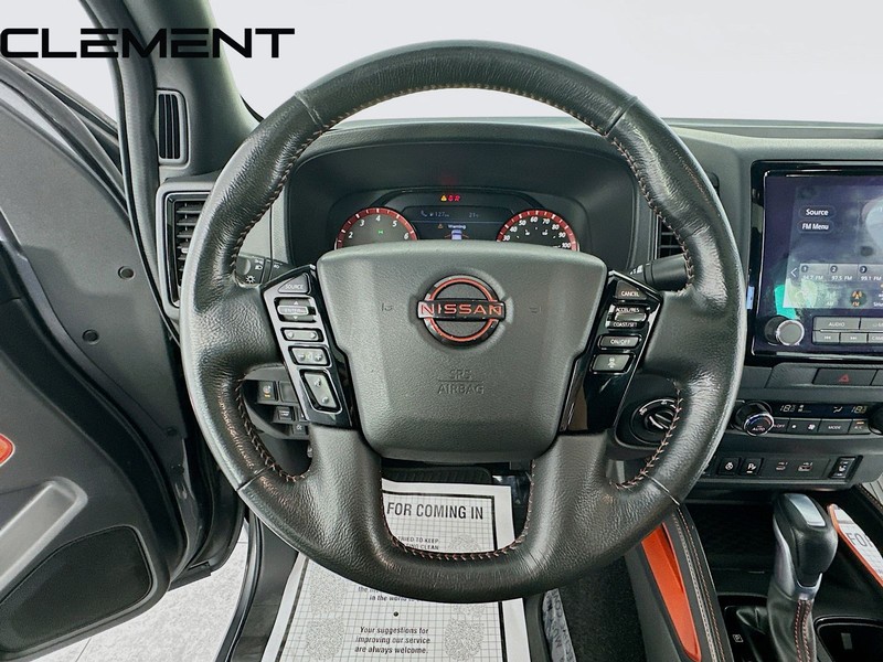 Nissan Frontier Vehicle Image 14