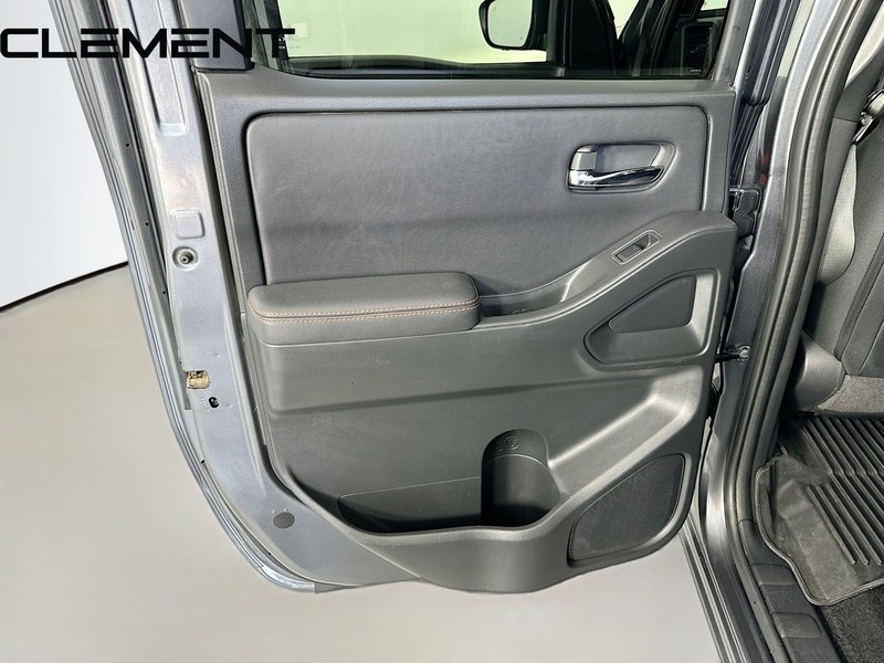 Nissan Frontier Vehicle Image 32