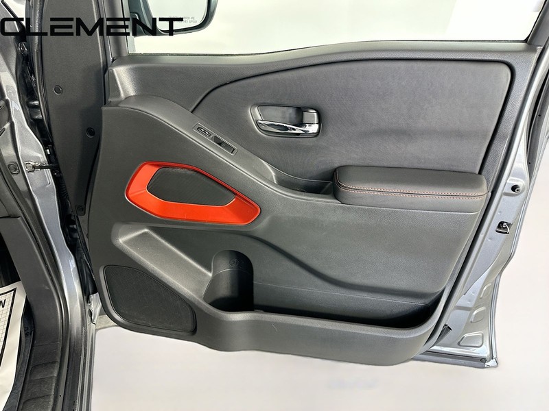 Nissan Frontier Vehicle Image 36