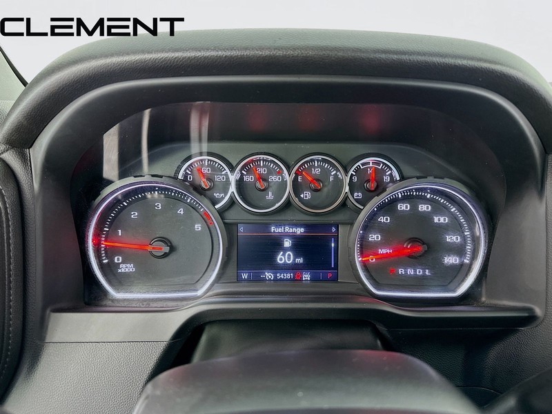 Chevrolet Silverado 2500HD Vehicle Full-screen Gallery Image 18