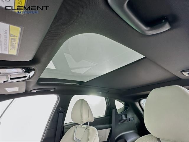 Hyundai Tucson Vehicle Full-screen Gallery Image 22
