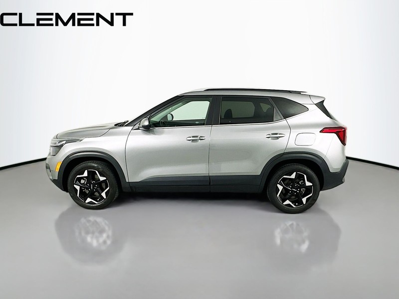 Kia Seltos Vehicle Full-screen Gallery Image 6