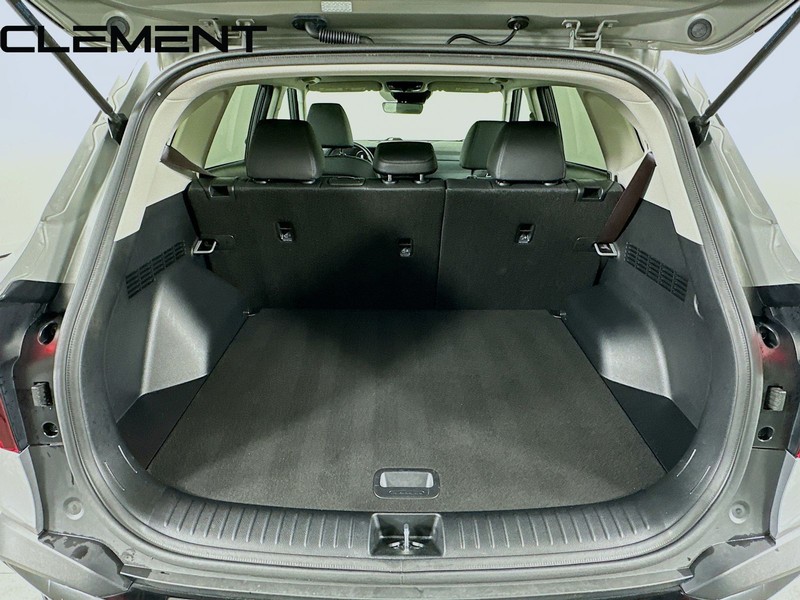 Kia Seltos Vehicle Full-screen Gallery Image 11