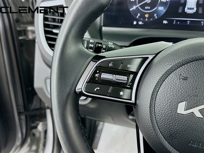 Kia Seltos Vehicle Full-screen Gallery Image 15