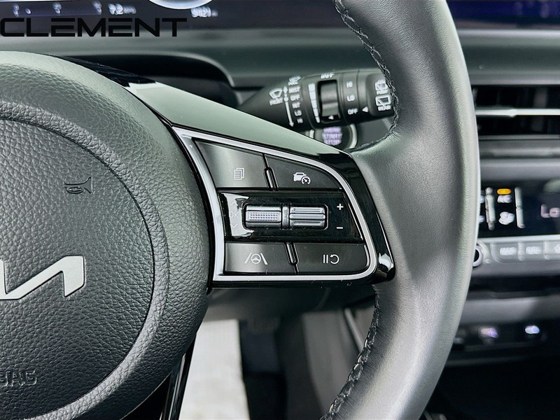 Kia Seltos Vehicle Full-screen Gallery Image 17
