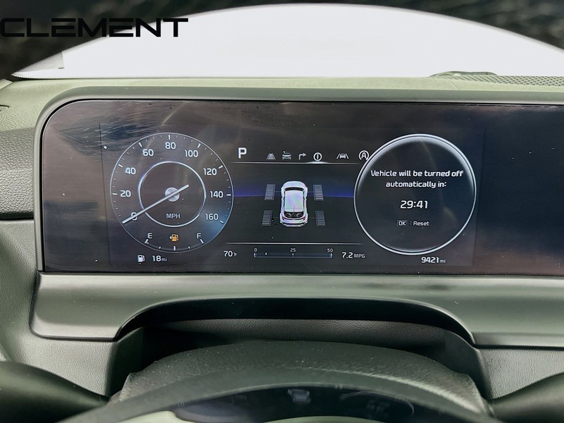 Kia Seltos Vehicle Full-screen Gallery Image 18