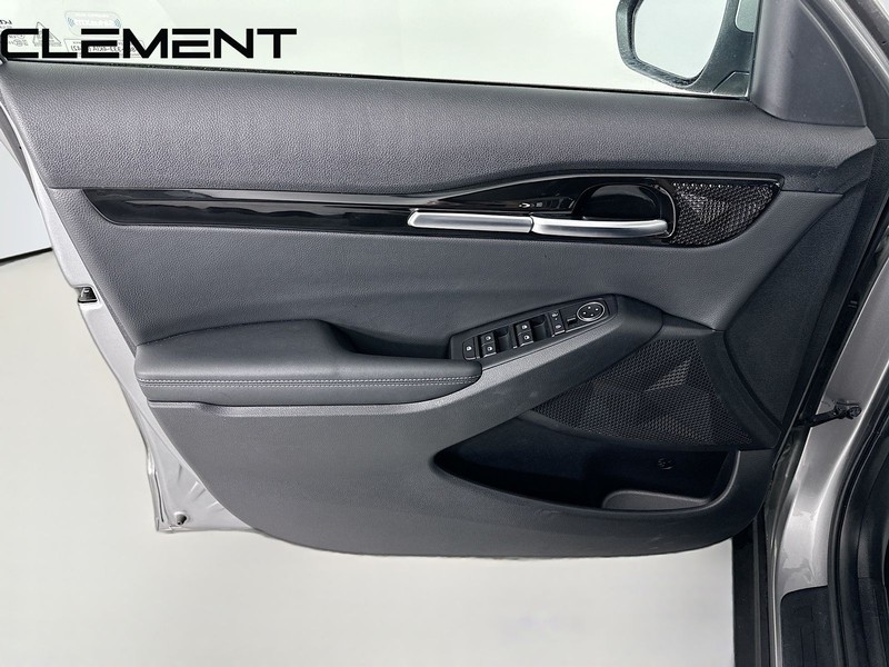 Kia Seltos Vehicle Full-screen Gallery Image 28