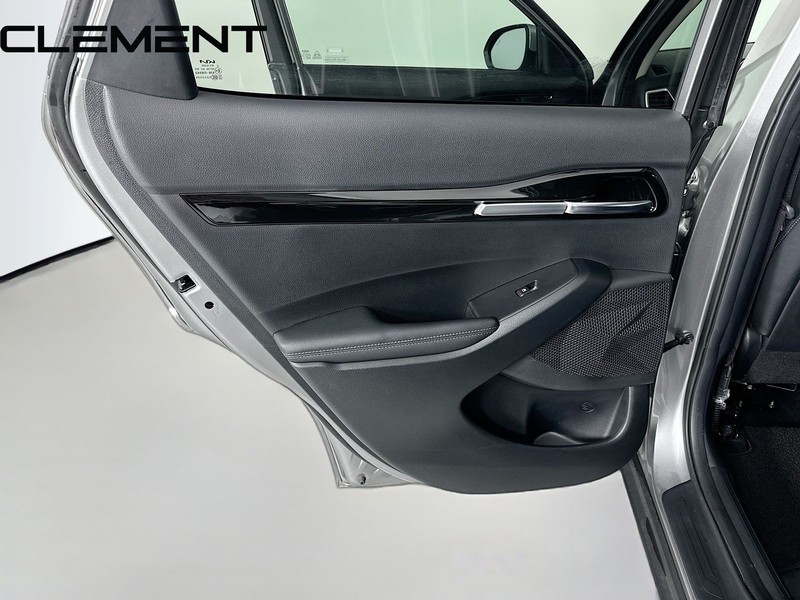 Kia Seltos Vehicle Full-screen Gallery Image 32