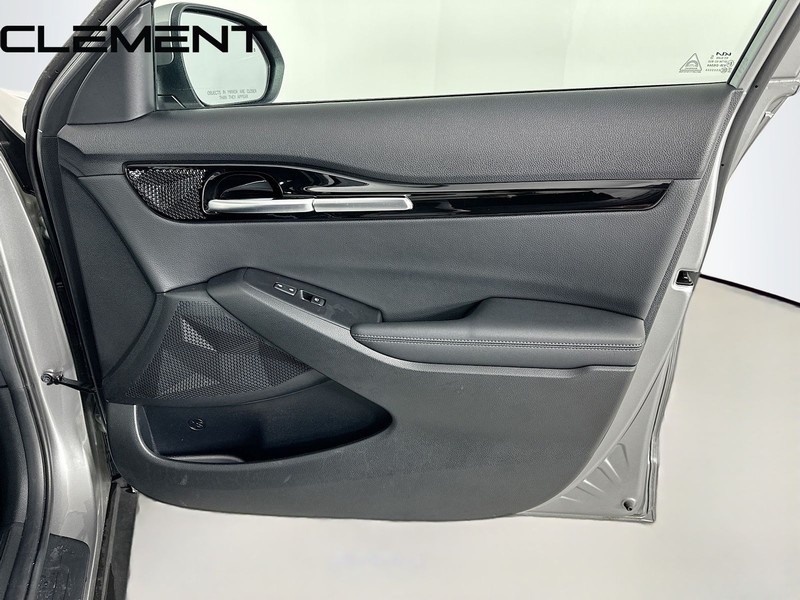Kia Seltos Vehicle Full-screen Gallery Image 36