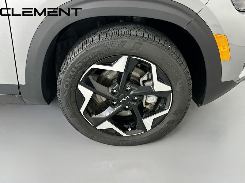 Kia Seltos Vehicle Full-screen Gallery Image 37