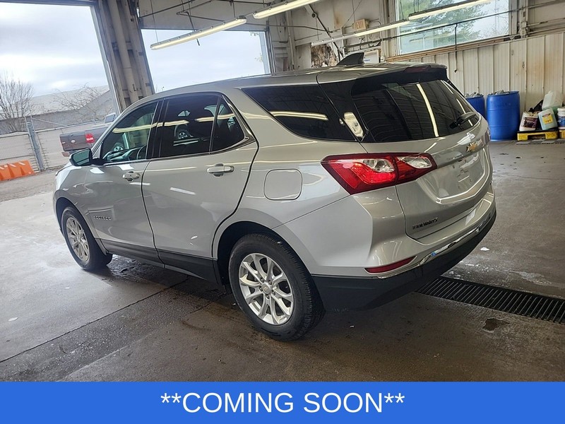 Chevrolet Equinox Vehicle Full-screen Gallery Image 02