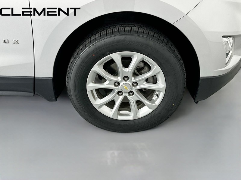 Chevrolet Equinox Vehicle Full-screen Gallery Image 36