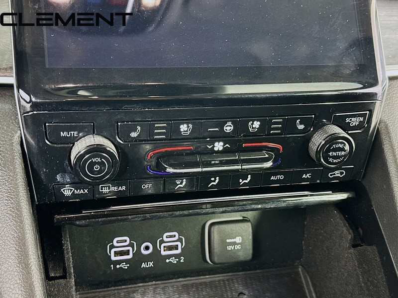 Jeep Grand Cherokee L Vehicle Full-screen Gallery Image 22