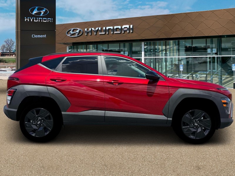 Hyundai Kona Vehicle Image 09