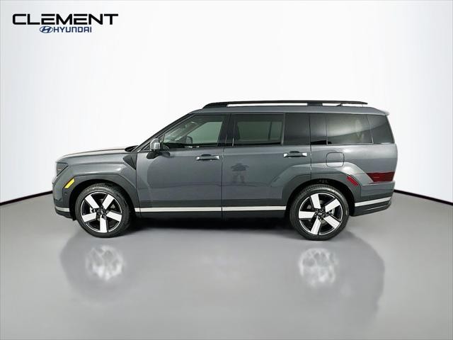 Hyundai Santa Fe Vehicle Full-screen Gallery Image 4