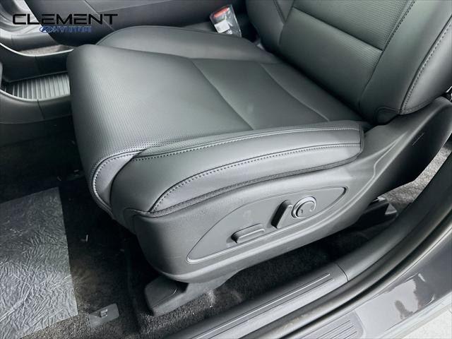 Hyundai Palisade Hybrid Vehicle Full-screen Gallery Image 24