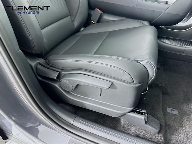 Hyundai Palisade Hybrid Vehicle Full-screen Gallery Image 29