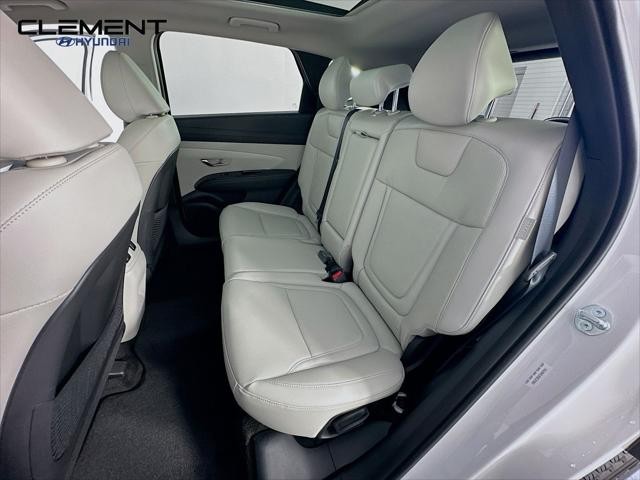 Hyundai Tucson Vehicle Full-screen Gallery Image 29