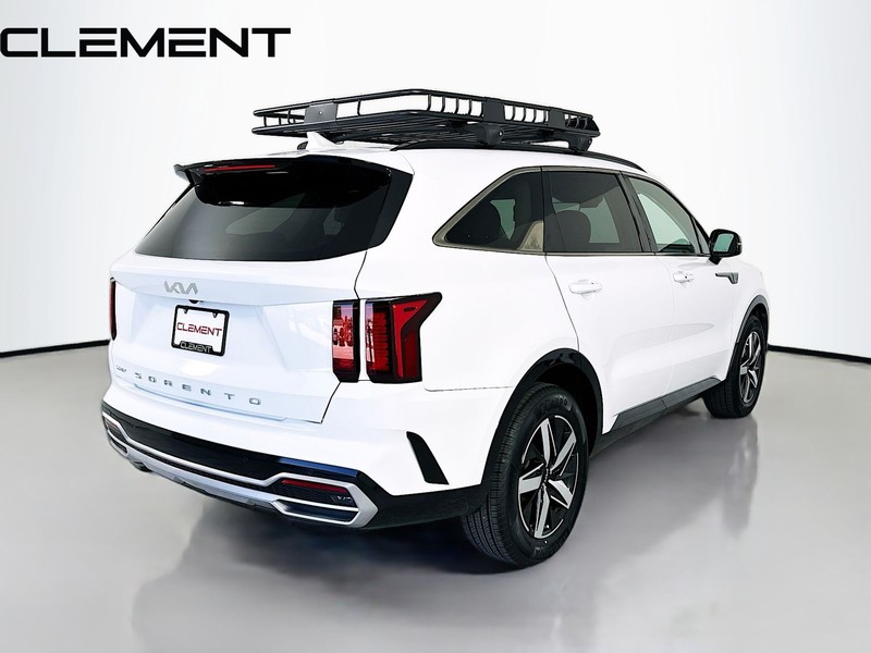 Kia Sorento Vehicle Full-screen Gallery Image 7