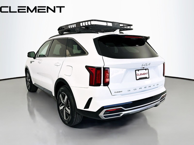 Kia Sorento Vehicle Full-screen Gallery Image 10