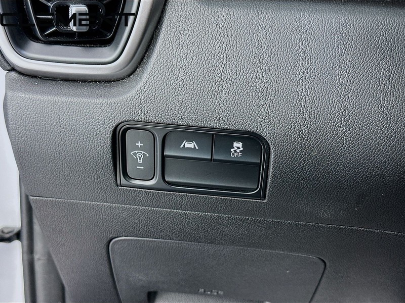 Kia Sorento Vehicle Full-screen Gallery Image 13