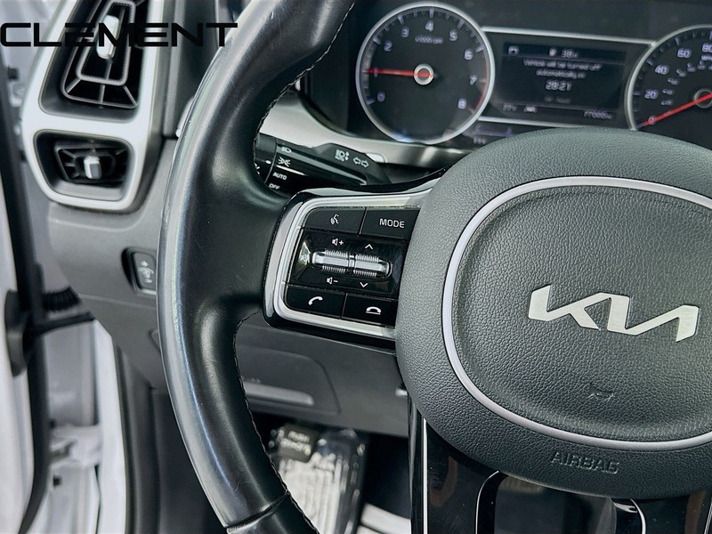 Kia Sorento Vehicle Full-screen Gallery Image 15