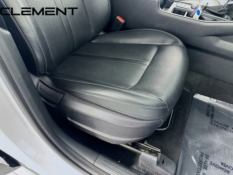 Kia Sorento Vehicle Full-screen Gallery Image 33