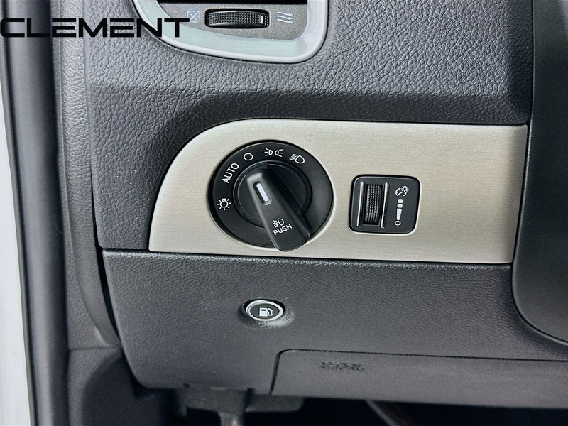 Dodge Durango Vehicle Full-screen Gallery Image 13