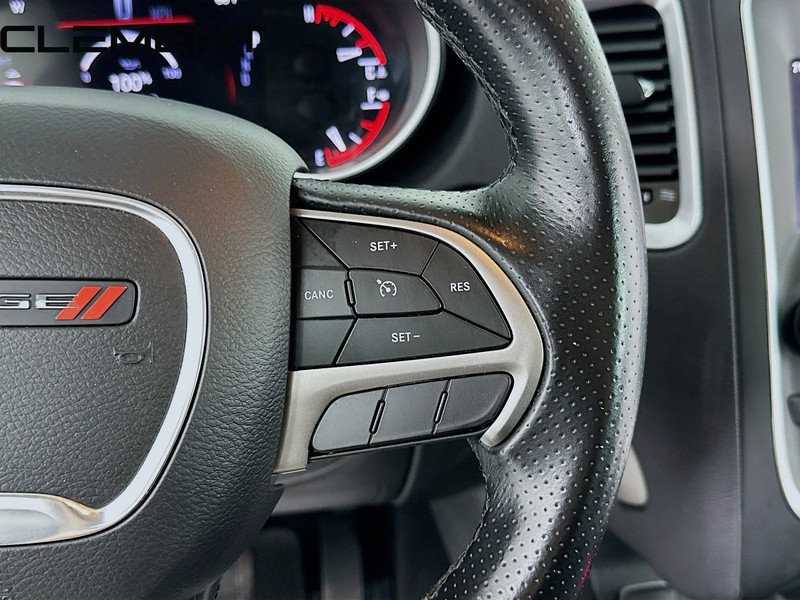 Dodge Durango Vehicle Full-screen Gallery Image 17