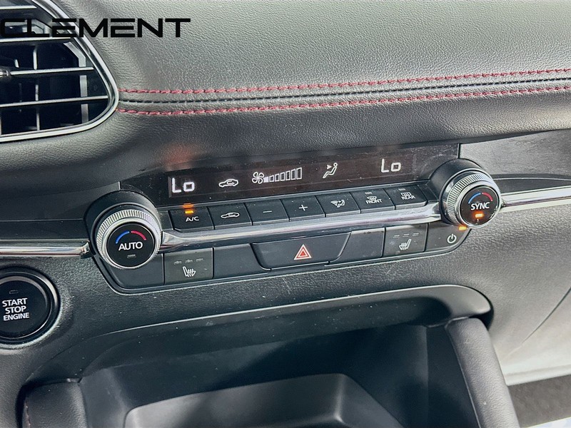 Mazda Mazda3 Sedan Vehicle Image 22