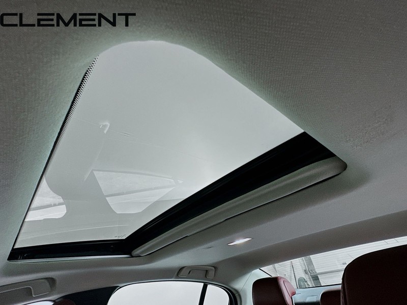 Mazda Mazda3 Sedan Vehicle Image 25