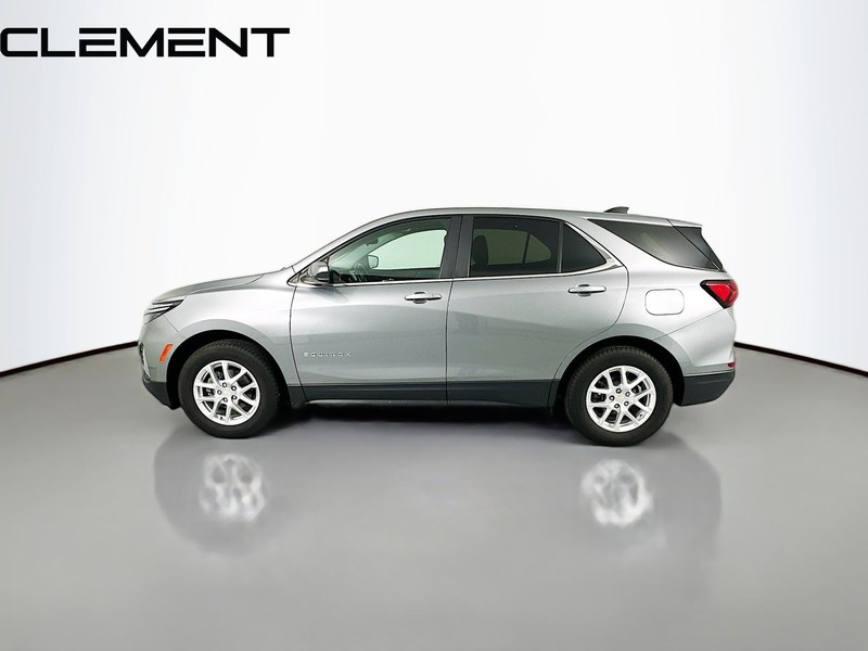 Chevrolet Equinox Vehicle Full-screen Gallery Image 6