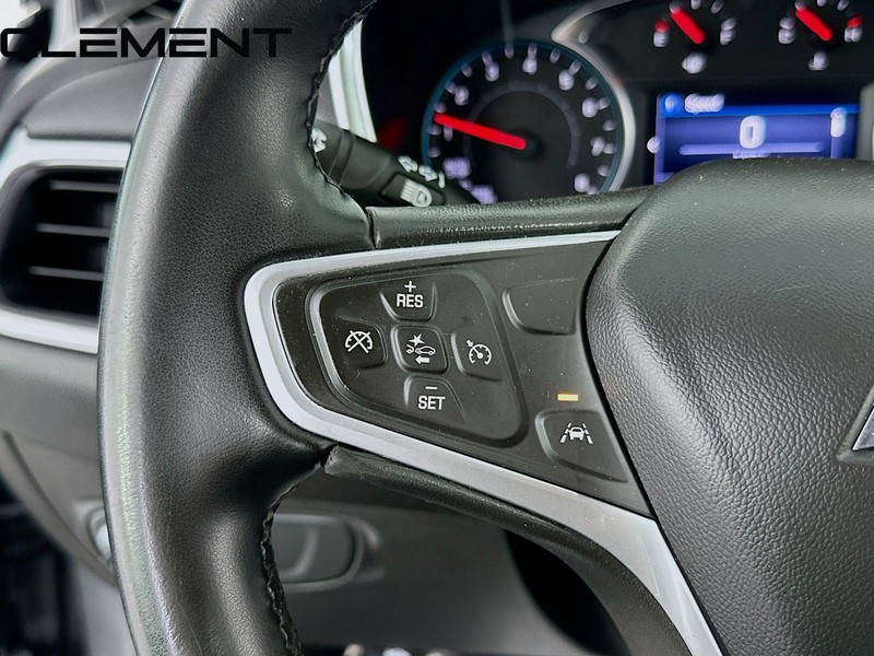 Chevrolet Equinox Vehicle Full-screen Gallery Image 15