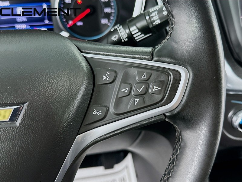 Chevrolet Equinox Vehicle Full-screen Gallery Image 17