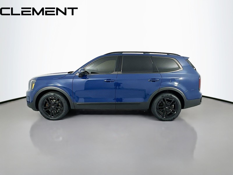 Kia Telluride Vehicle Full-screen Gallery Image 6