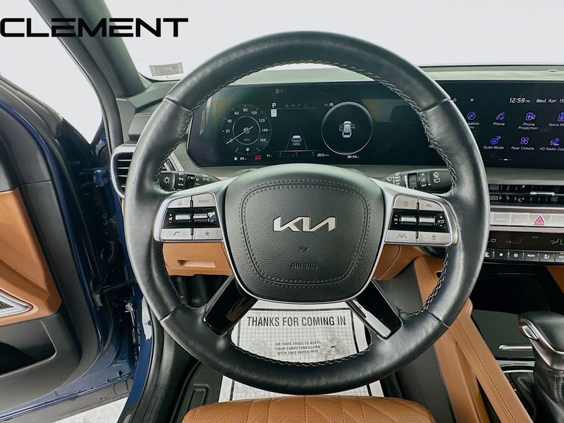 Kia Telluride Vehicle Full-screen Gallery Image 14