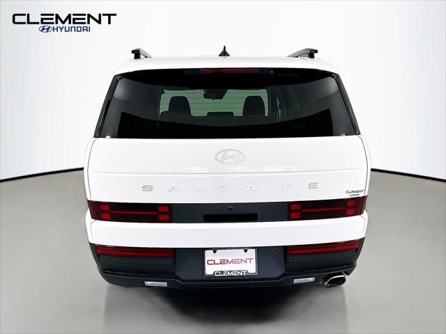 Hyundai Santa Fe Vehicle Full-screen Gallery Image 7