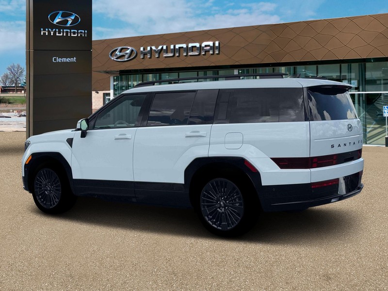Hyundai Santa Fe Hybrid Vehicle Full-screen Gallery Image 4