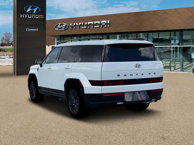 Hyundai Santa Fe Hybrid Vehicle Full-screen Gallery Image 5