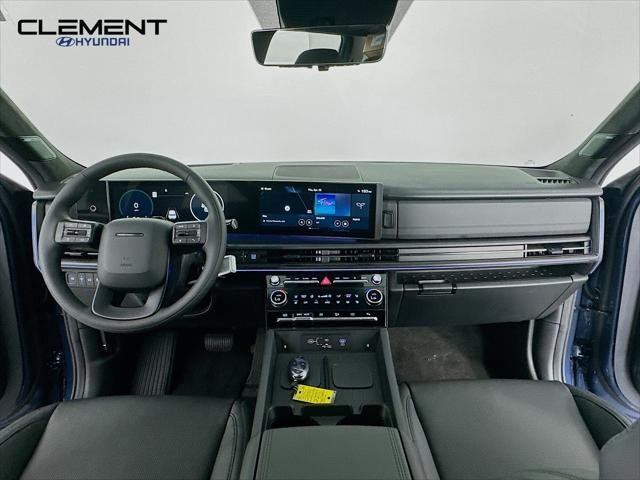 Hyundai Santa Fe Hybrid Vehicle Full-screen Gallery Image 11