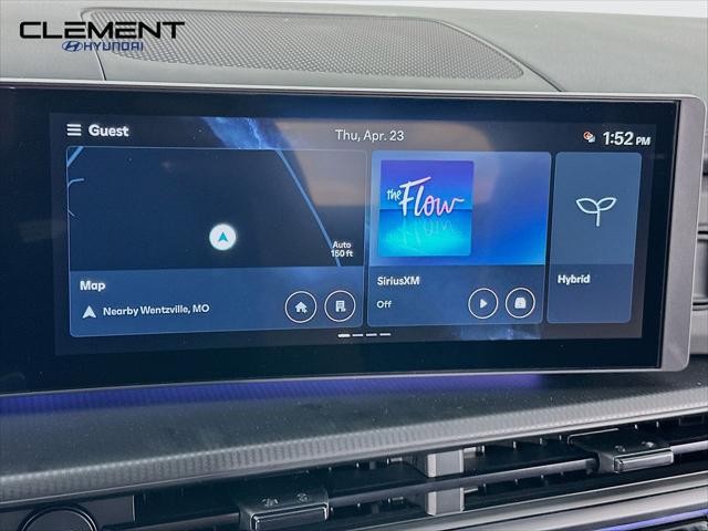 Hyundai Santa Fe Hybrid Vehicle Full-screen Gallery Image 17