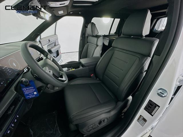 Hyundai Santa Fe Hybrid Vehicle Full-screen Gallery Image 27